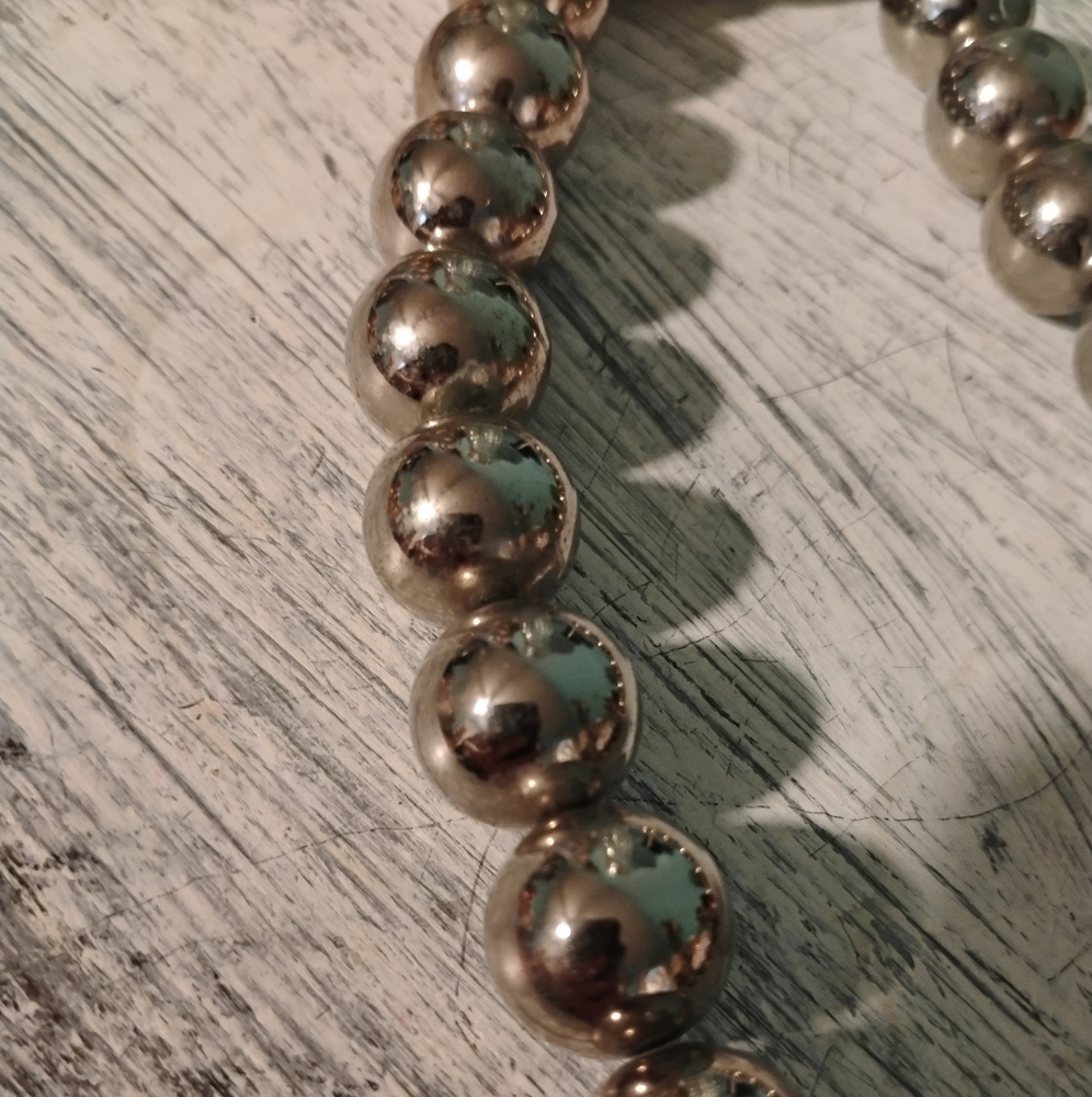 Classic Silver Bead Necklace - Picture 2 of 8